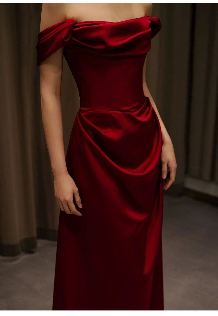 Off-shoulder Small Trailing Slim-fit Satin Dress